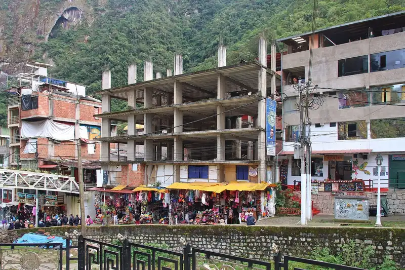Buildings and hotels of Aguas Calientes (Machu Picchu Pueblo) by the river